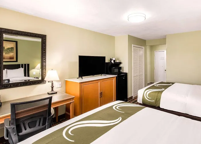 Quality Inn & Suites Plano East - Richardson
